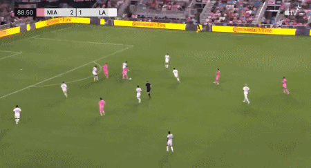 开云在线直播-替补传射建功，梅西当选3-1洛杉矶银河一役队内最佳球员