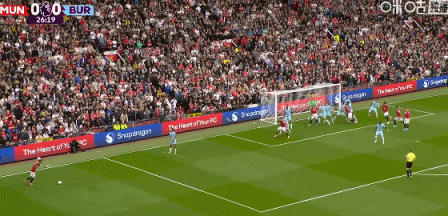 kaiyun-阿莫林兑现豪言！B费读秒点球绝杀，曼联3-2险胜升班马造英超神迹