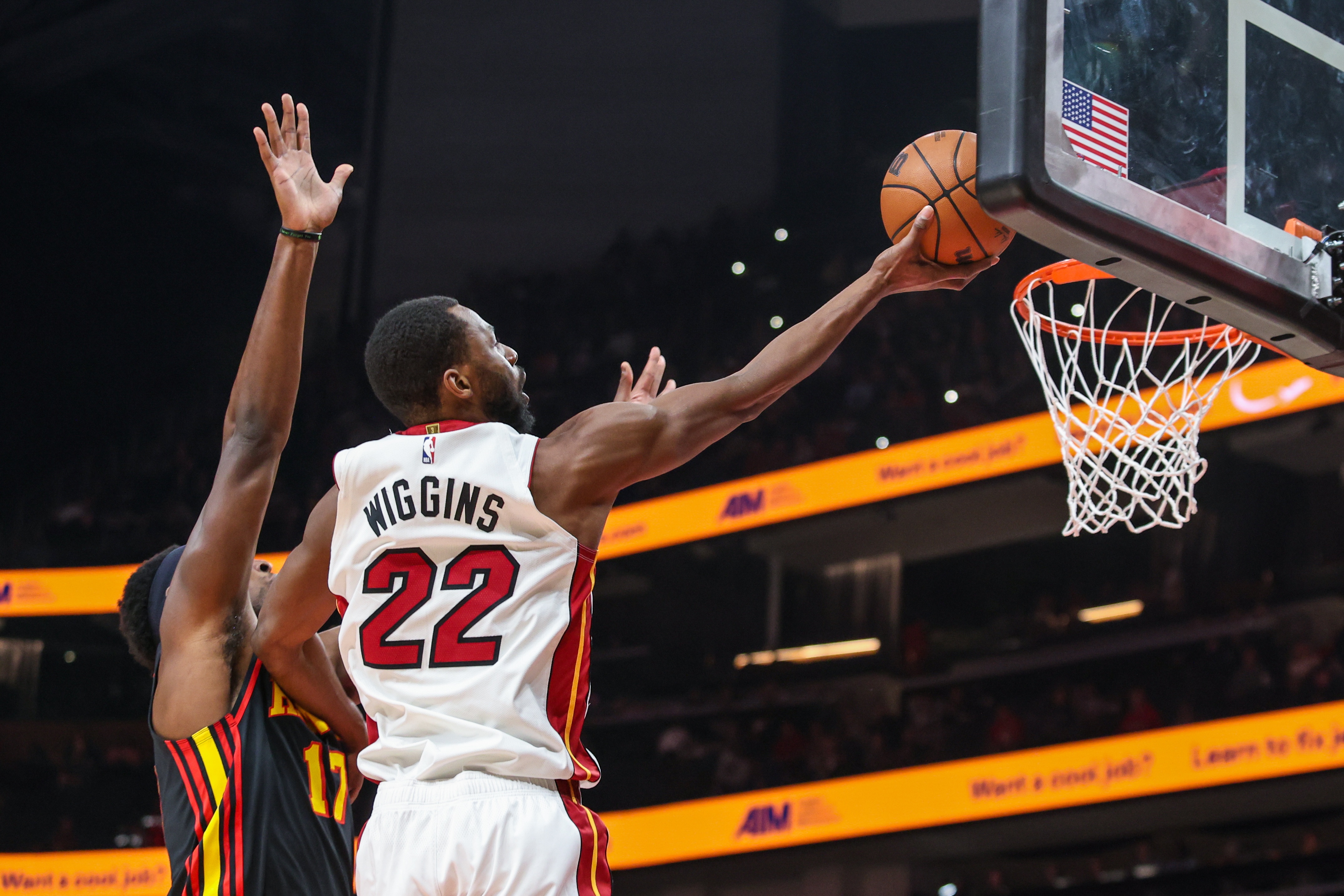 开云APP-斯波：维金斯是最被低估的攻防一体球员之一 他能防&amp;但也是得分手